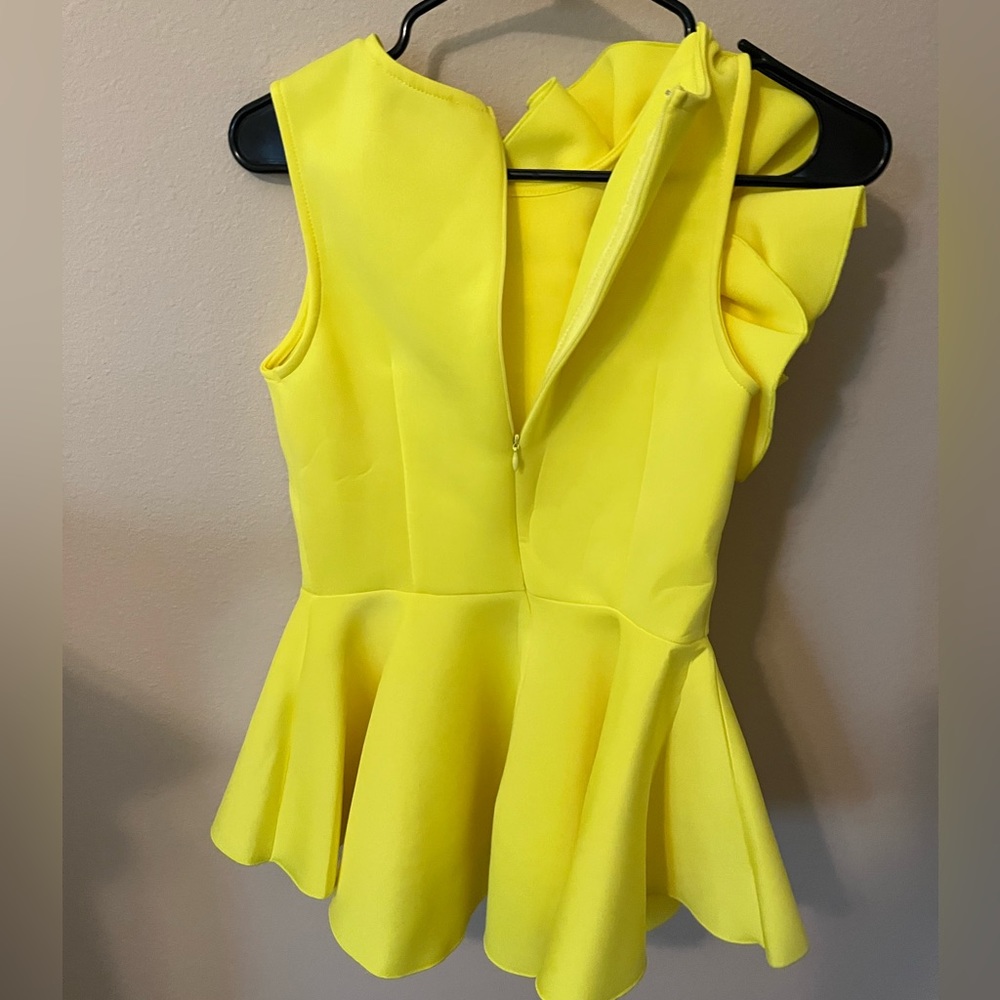 🎉🎉Host Pick🎉🎉 BNWOT Closette Chic Top - Picture 3 of 3